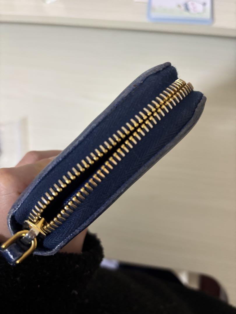 PRADA 長財布 ラウンドファスナー