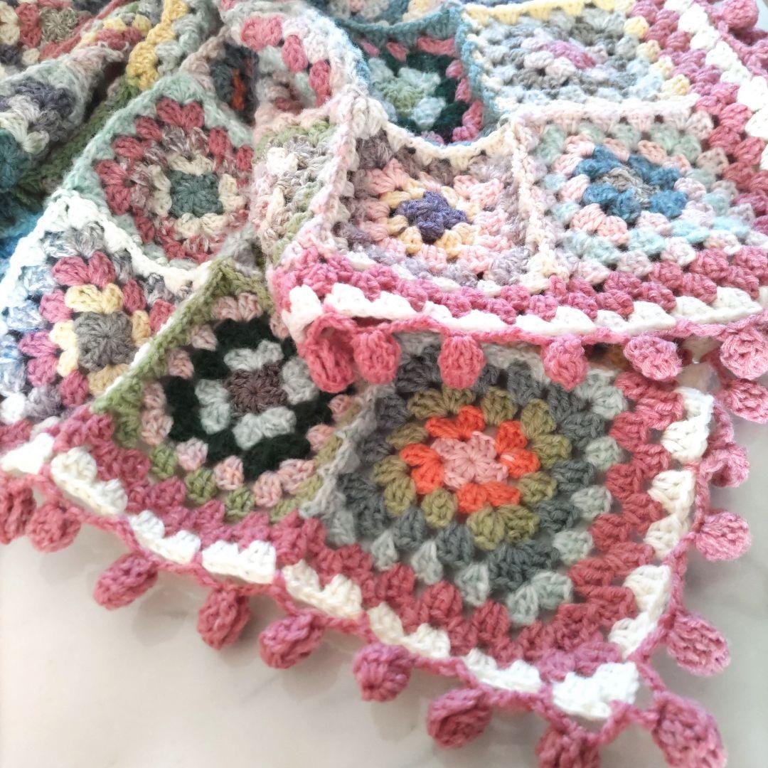 ハンドメイド★ナチュラルカラーの手編みブランケット★グラニースクエア★かぎ針編み