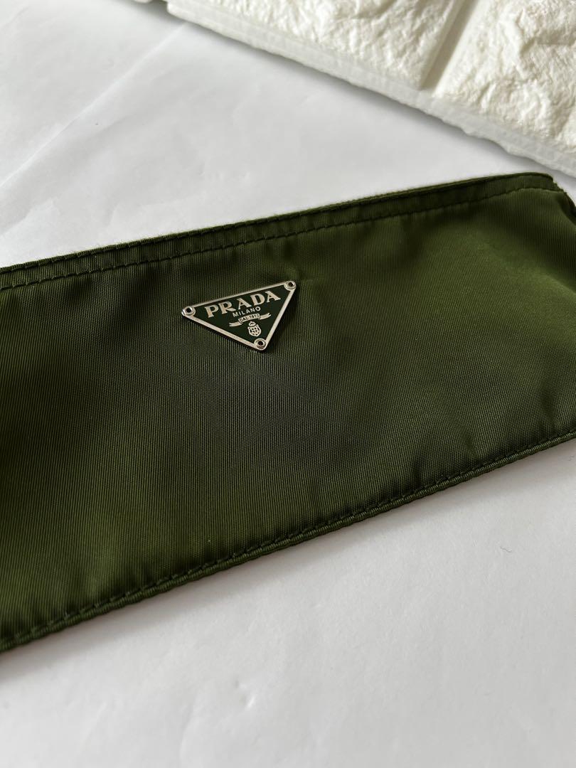 ★ PRADA