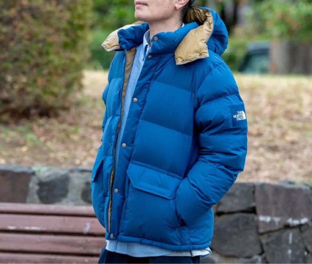 ノースフェイス キャンプシエラショート ダウンジャケット ネイビー M ノースフェイス キャンプシエラショート ダウンジャケット ネイビー M