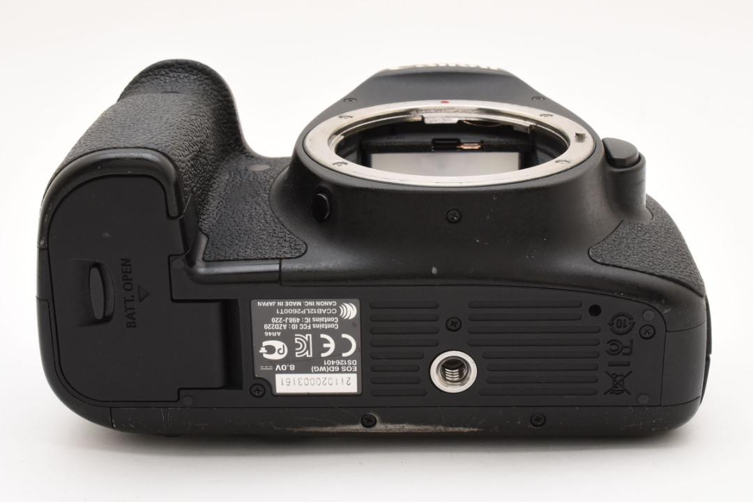 キャノン　Canon Eos 6D デジタルカメラボディ