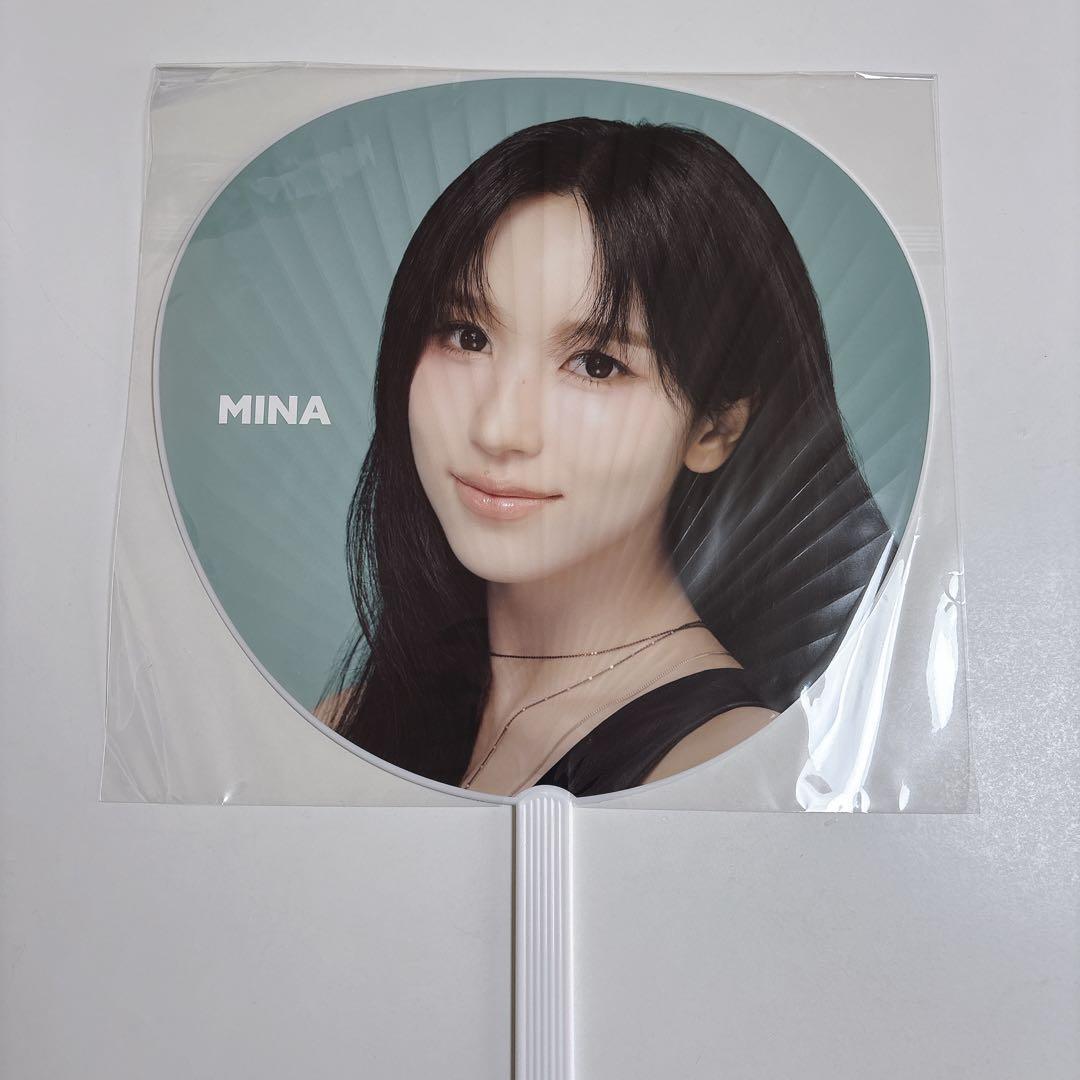 twice ミナ うちわ 商品詳細ページ | ONCE JAPAN OFFICIAL SHOP | うちわ【MINA】