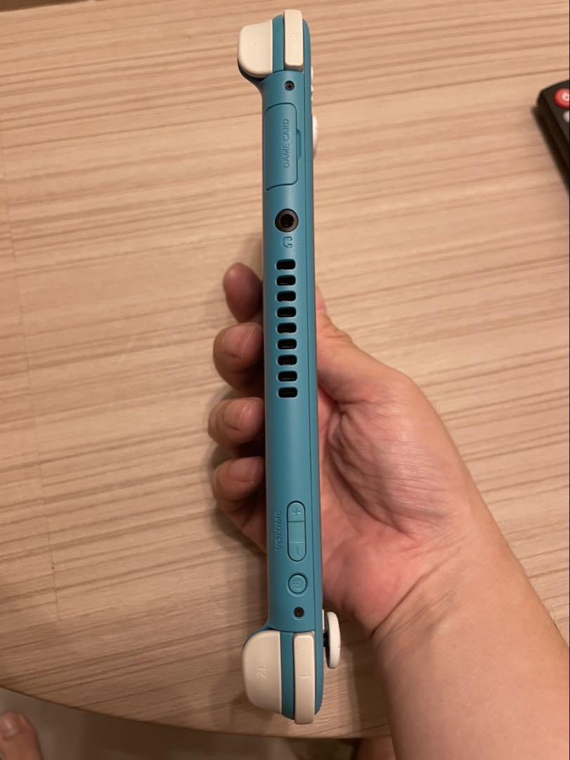 美品　Nintendo Switch Lite