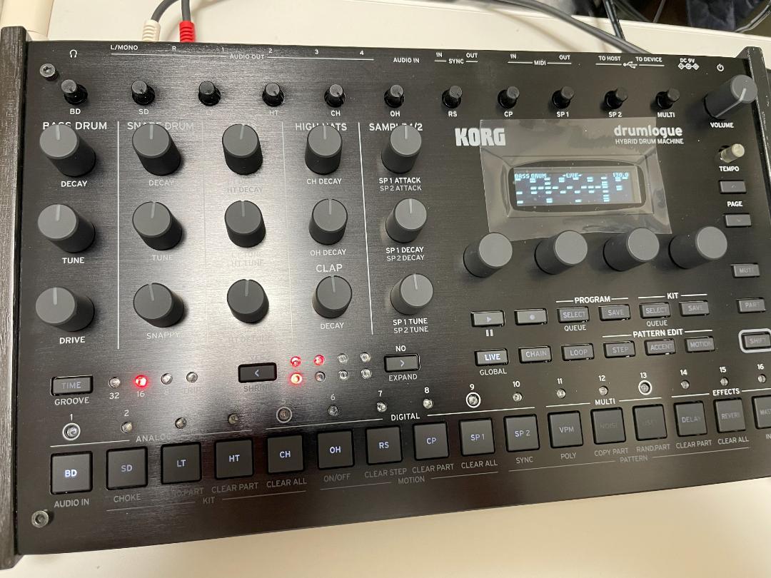 【新品同様】値下ご容赦 ドラムマシン KORG drumlogue (USED) 画像1