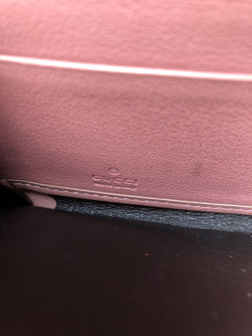 Gucci GGパターン 長財布 ハートチャーム付き