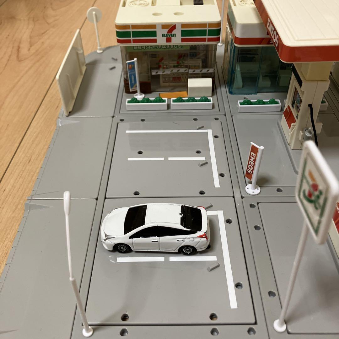 トミカタウン　大型ガソリンスタンド　エネオス　セブンイレブン　トミカ