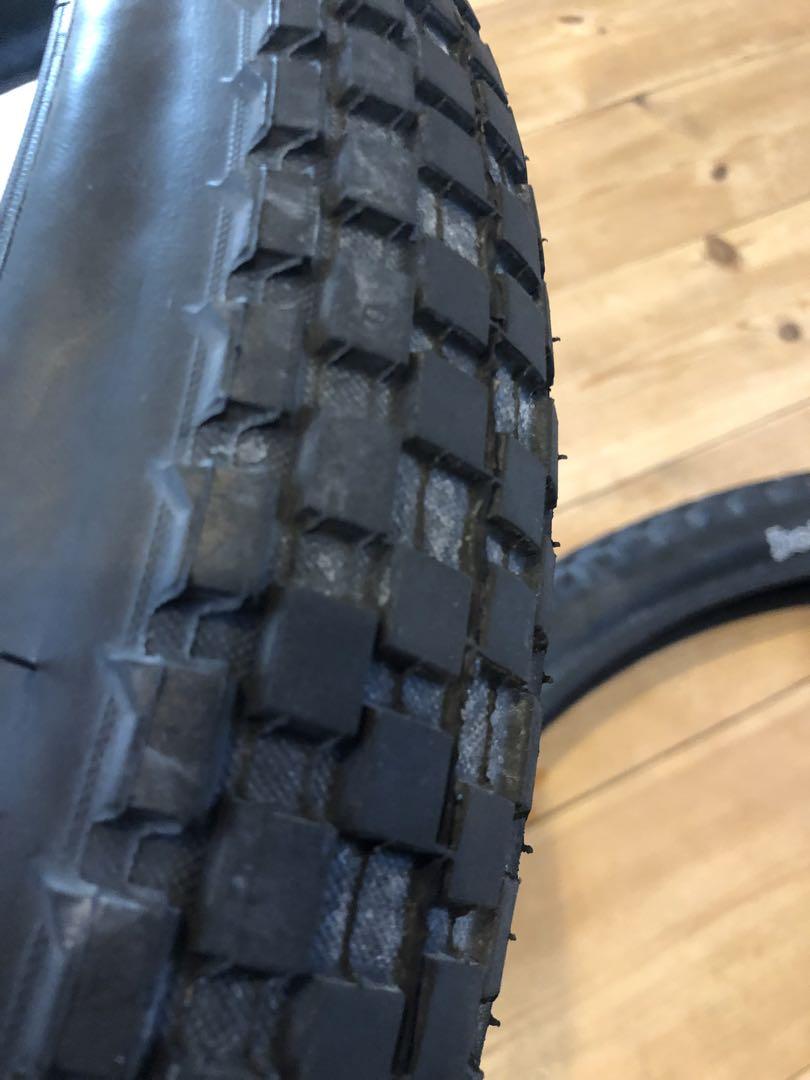 Maxxis Holy Roller 26x2.2 タイヤ　ホーリーローラー
