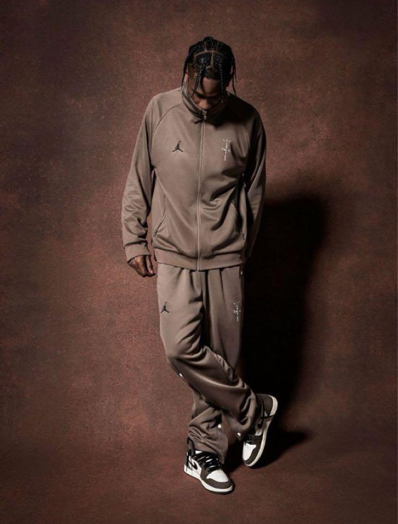 NIKE × TRAVIS SCOTT ジョーダントラックジャケット Mサイズ NIKE × TRAVIS SCOTT ジョーダントラックジャケット Mサイズ