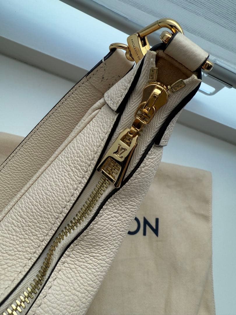 LOUIS VUITTON モノグラム ハンドバッグ LOUIS VUITTON モノグラム ハンドバッグ