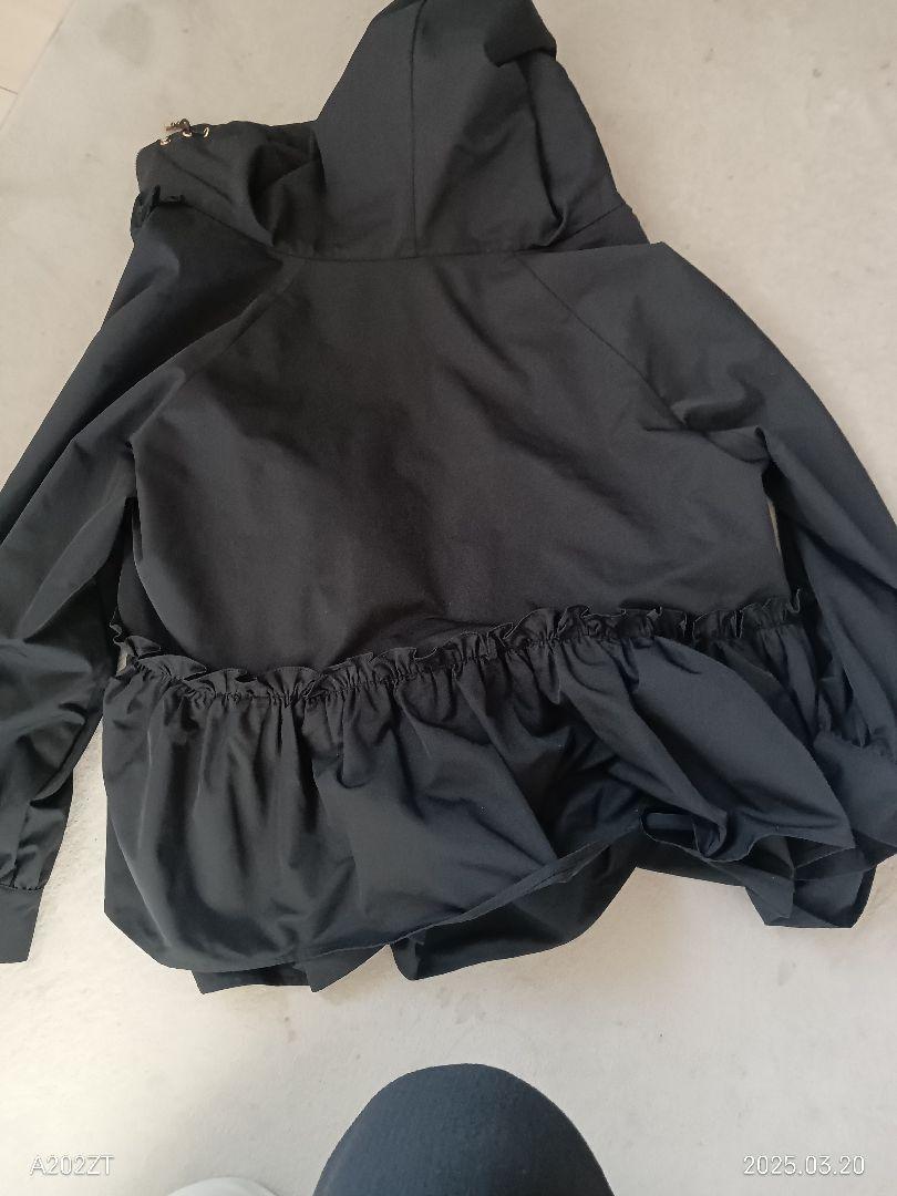 バースデーバッシュ　ALICIA JUMPER フリル付きブラックジャンパー