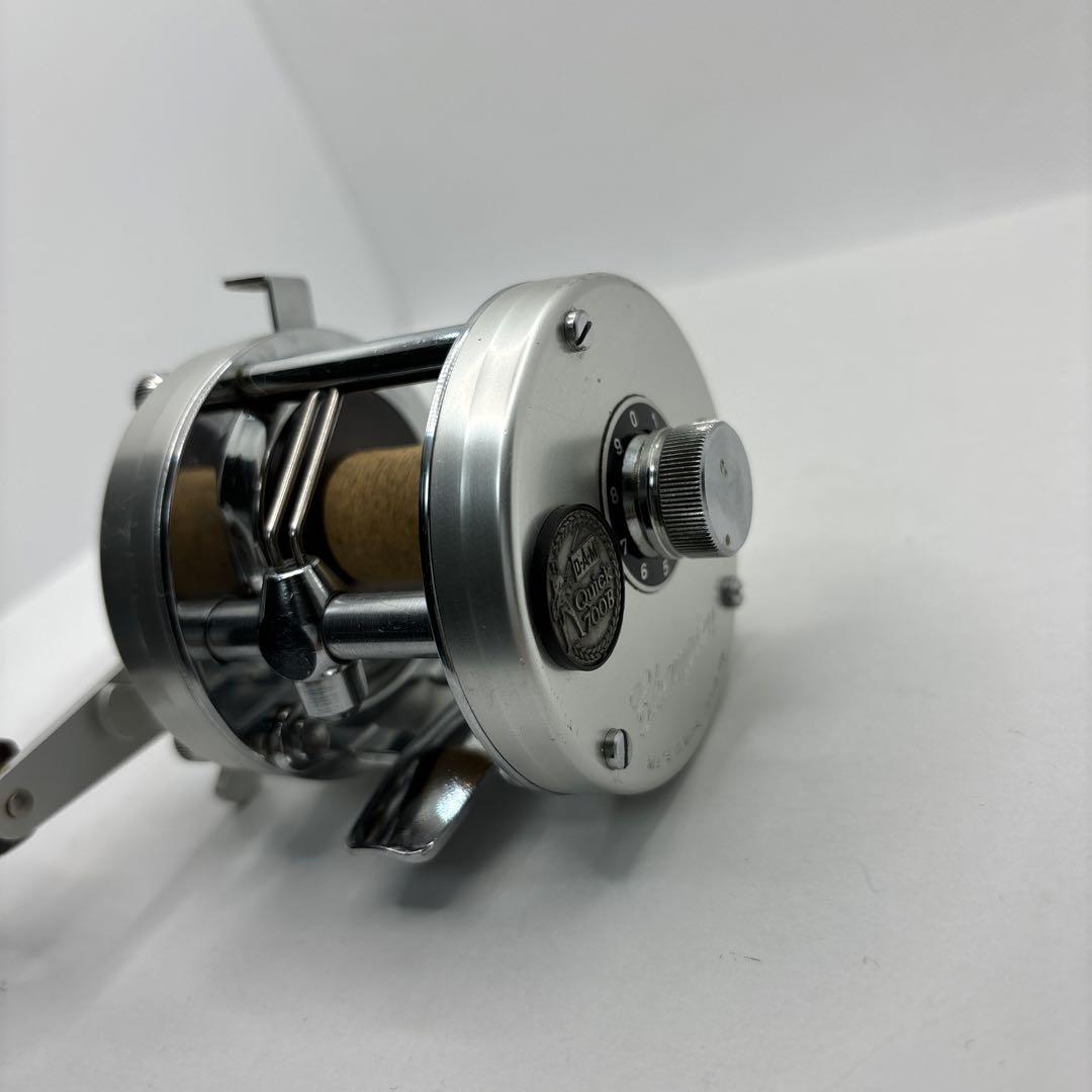 DAMクイック700B