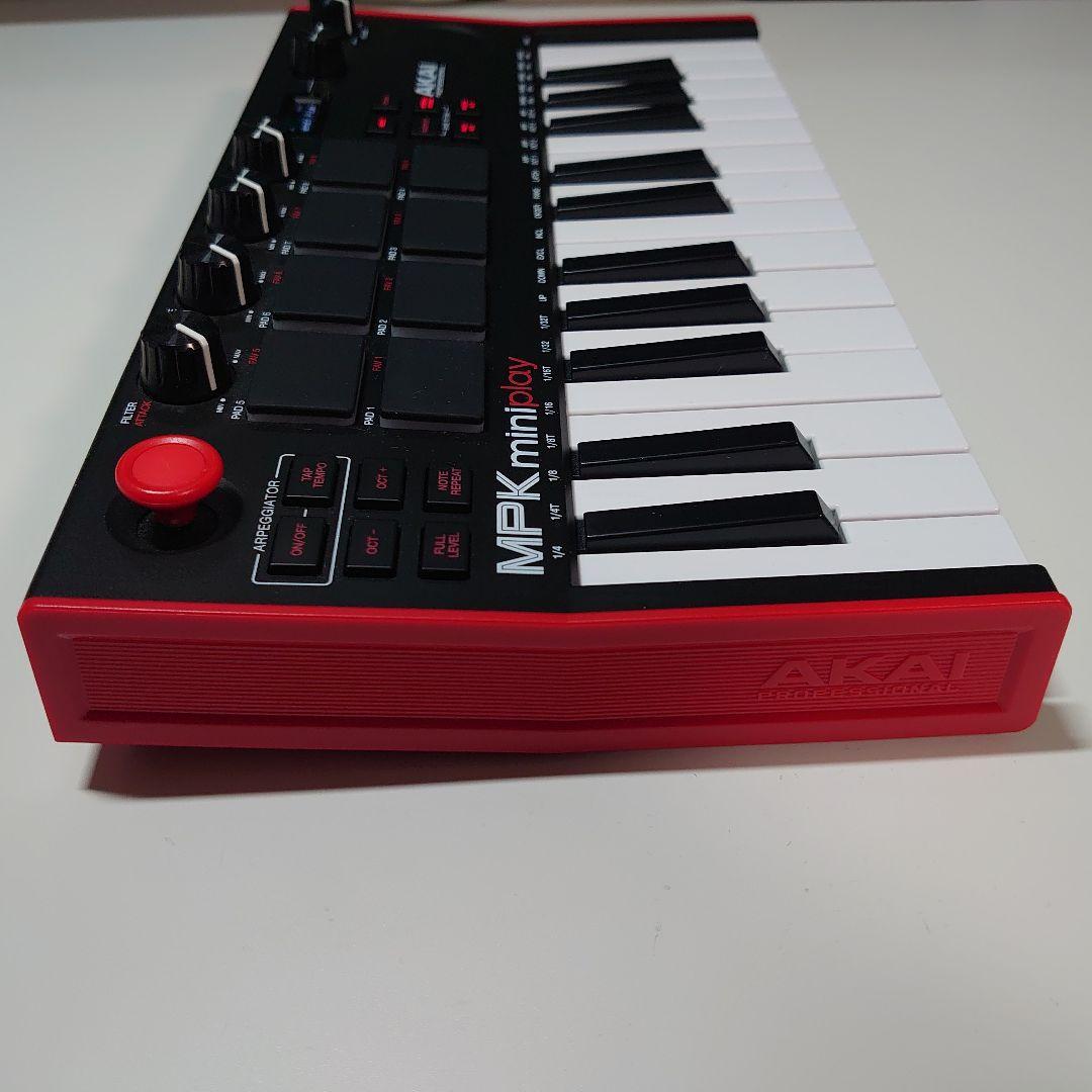 美品 AKAI MPK mini play MK3 美品 AKAI MPK mini play MK3