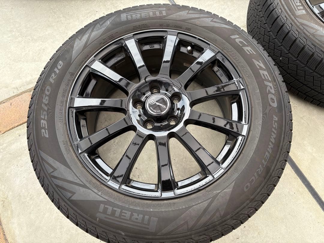 スタッドレスタイヤ