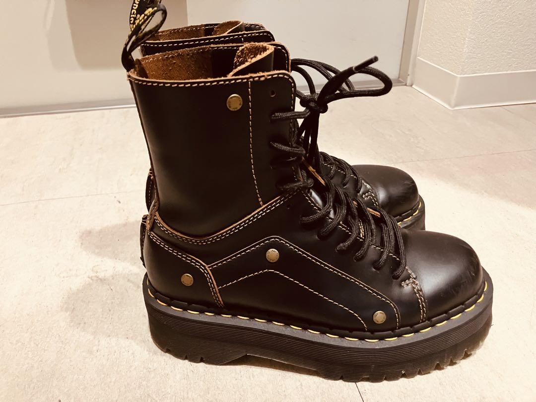 Dr.Martens