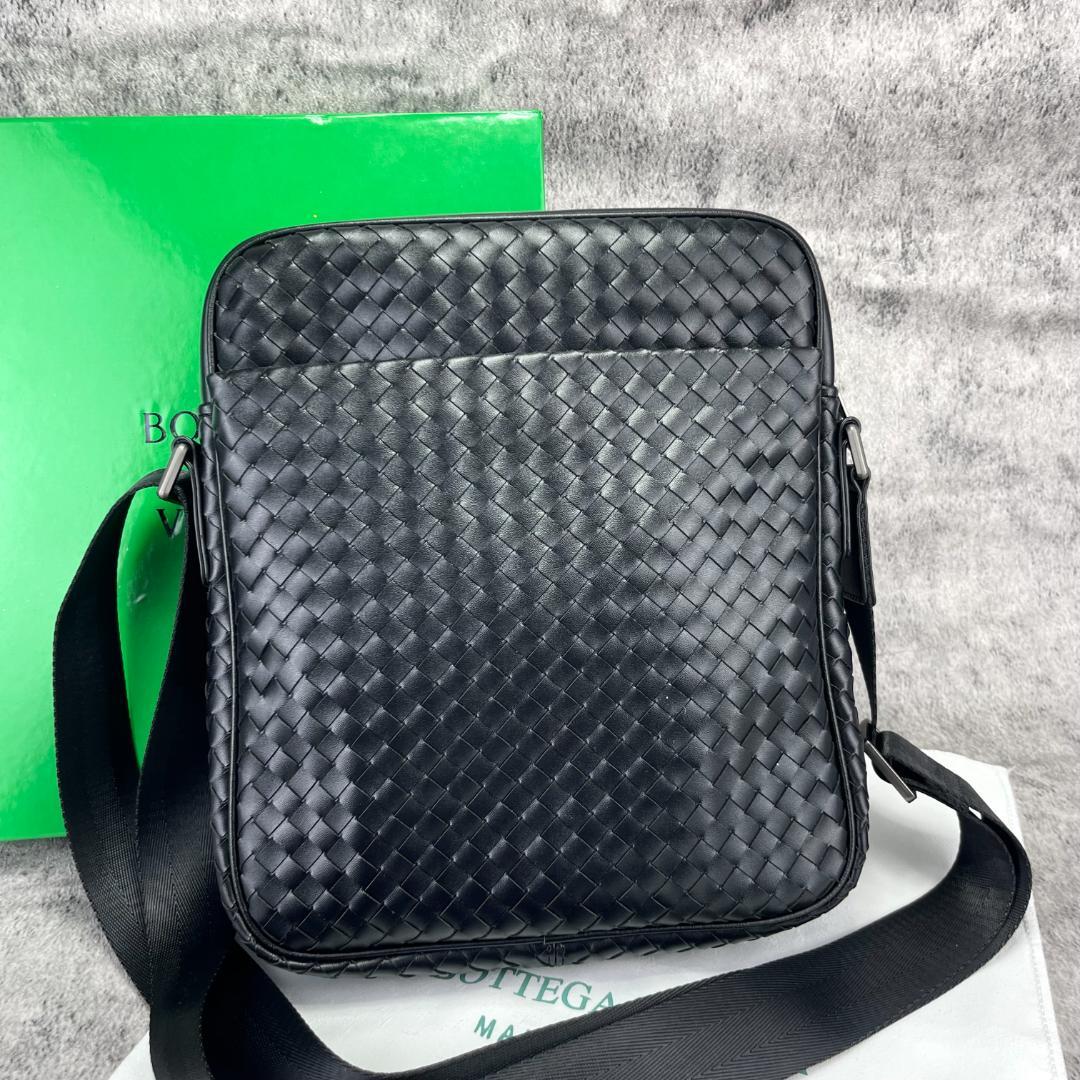 【BOTTEGA VENETA】 ボッテガヴェネタ ショルダーバッグ レザー 【BOTTEGA VENETA】 ボッテガヴェネタ ショルダーバッグ レザー