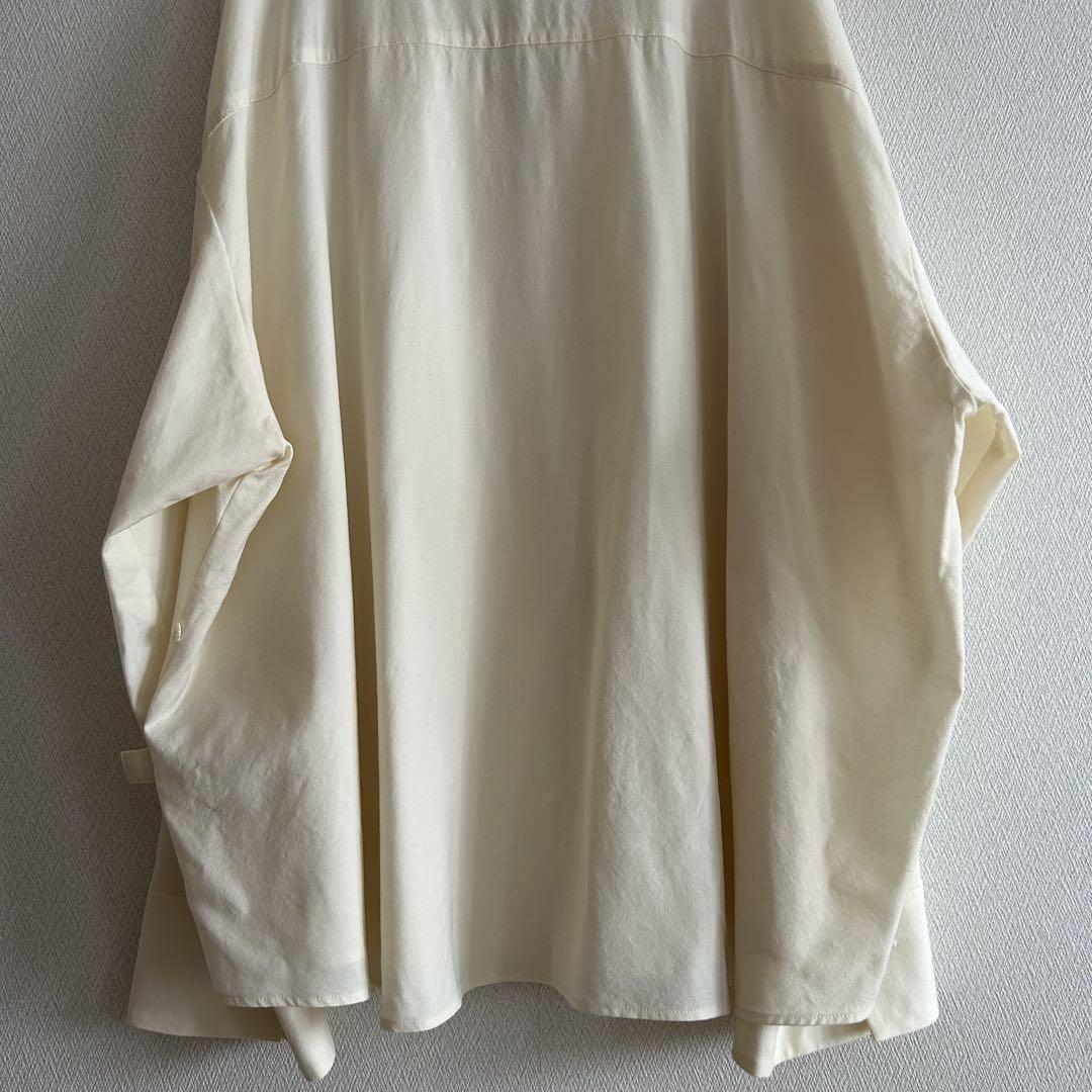 deresデレスsecret heart shirt jaket ecru 白 deres】 secret heart shirt jacket（Ecru） - メルカリ