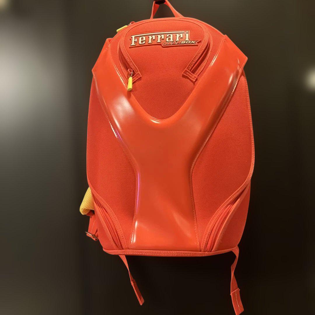 Ferrari Gearbox リュックバッグ 赤