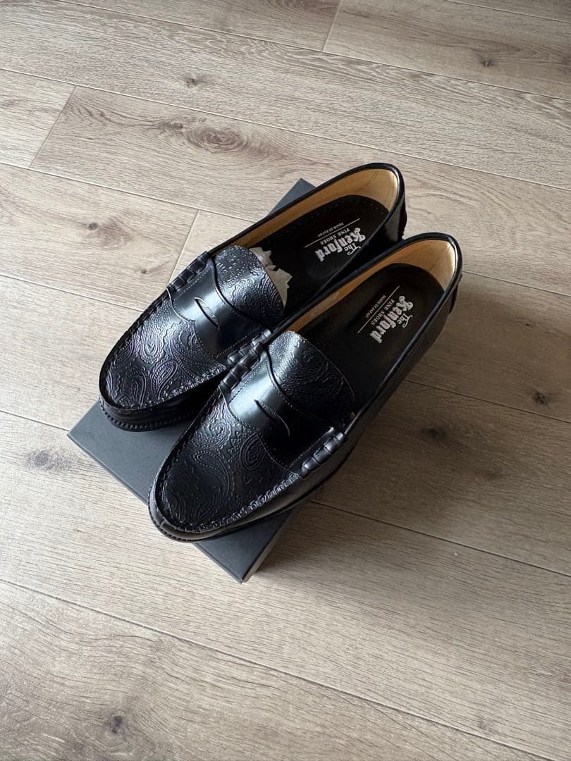 The Kenford FINESHOES EMBOSSED LOAFERS