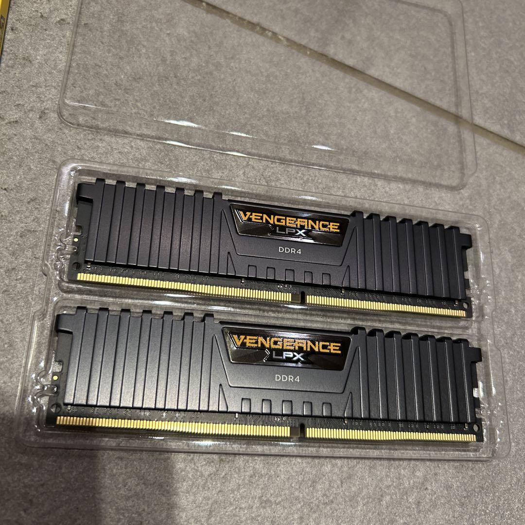 CORSAIR DDR4 3200MHz 32GB (16×2枚)