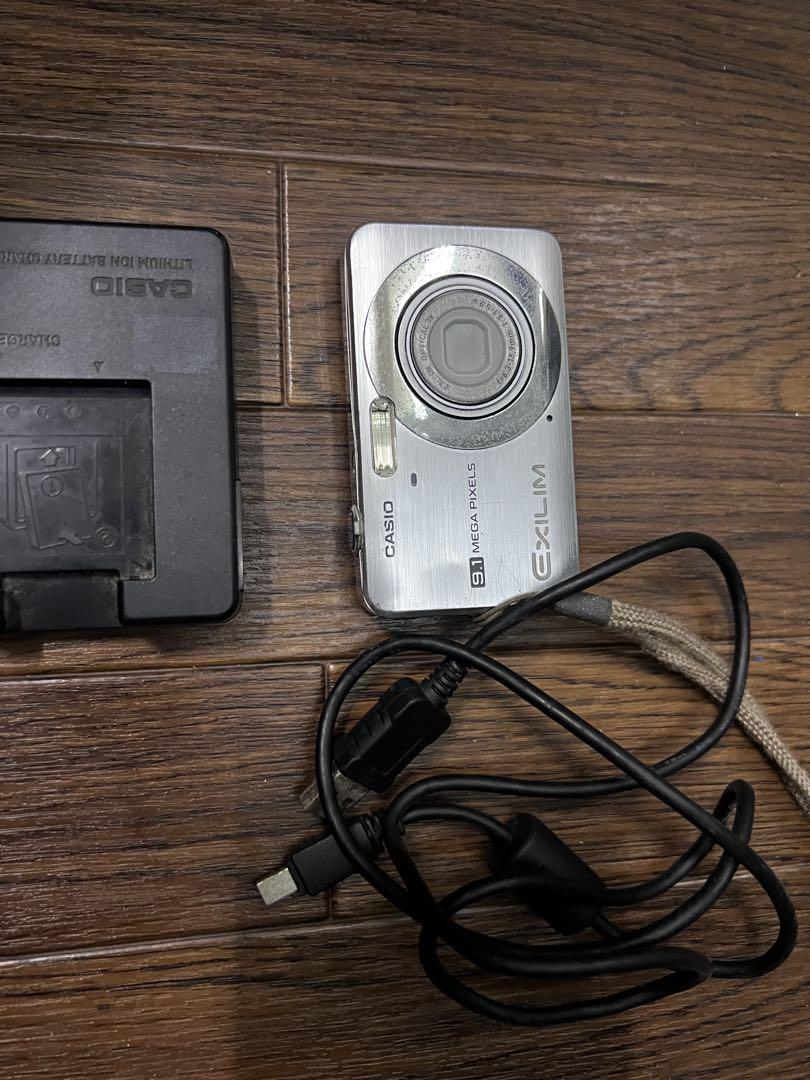CASIO EXILIM コンパクトデジタルカメラex-z85 専用