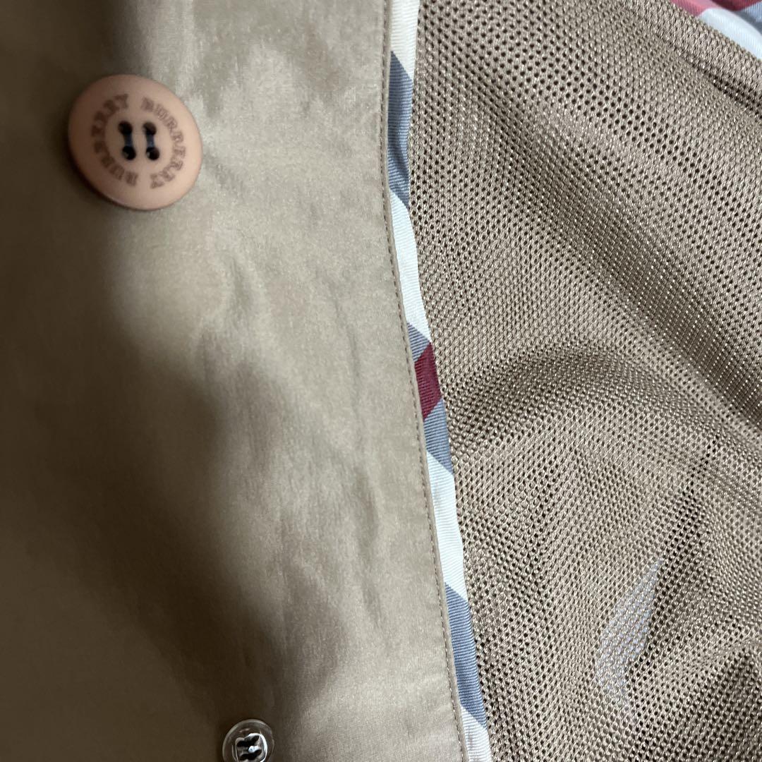 Burberry トレンチコート とポーチ付き（写真12〜15）