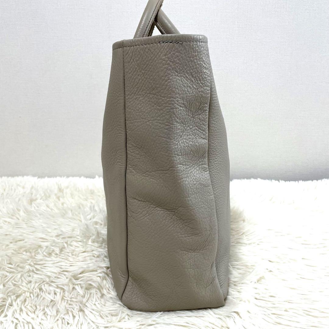 【美品】ヤングアンドオルセン　グレー　ハンドバッグ　Mサイズ　A4対応