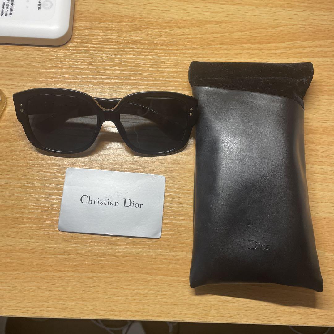 Christian Dior サングラス 黒 大きめフレーム Christian Dior サングラス 黒 大きめフレーム