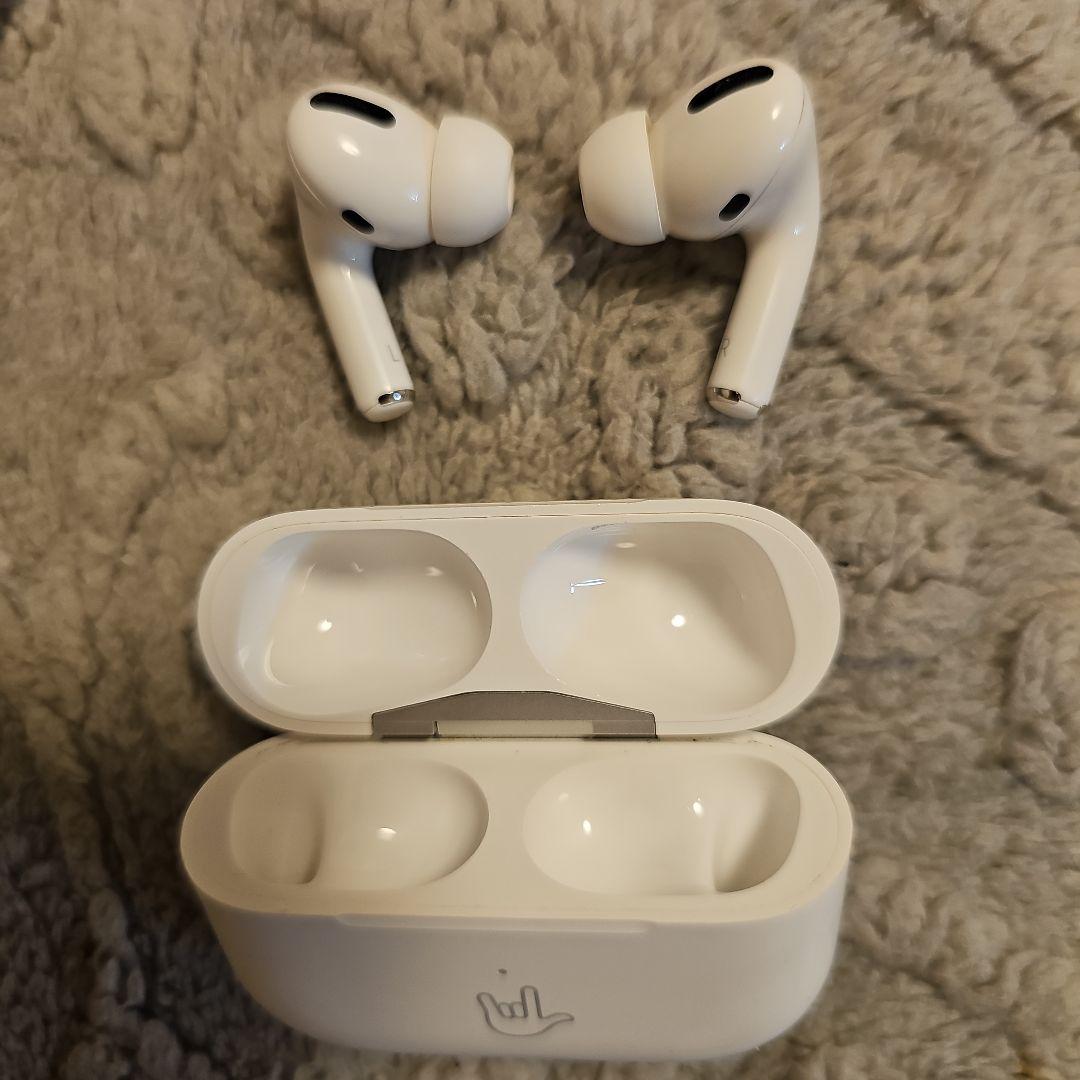 AirPods Pro ホワイト 本体 充電ケース付き　第2世代