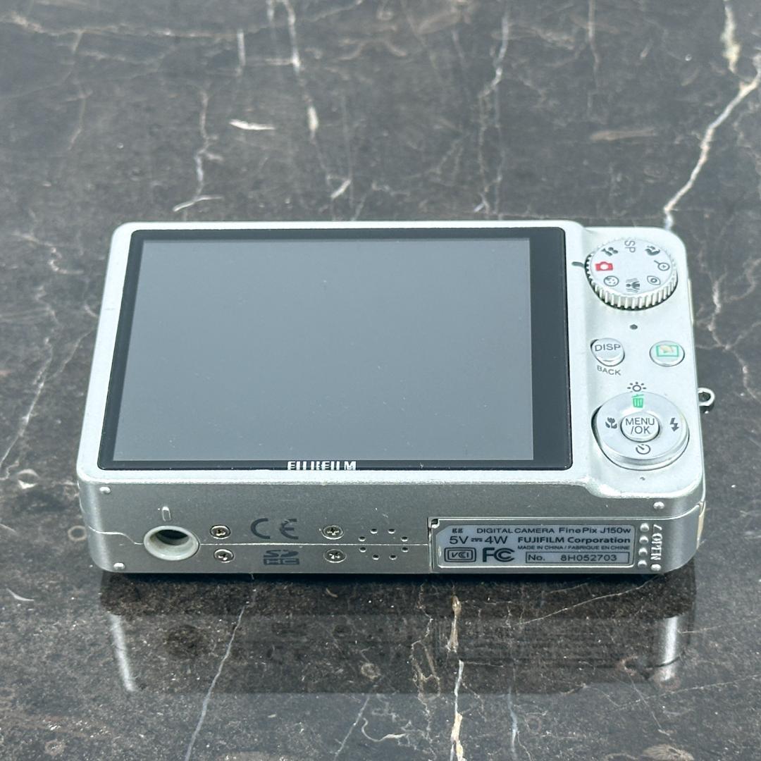 FUJIFILM FINEPIX J150w コンパクトデジタルカメラ②