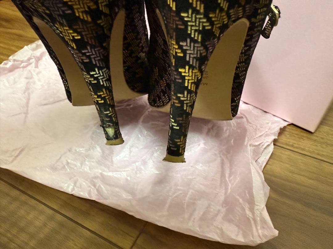 Diana ストラップ付きハイヒール・パンプス千鳥柄