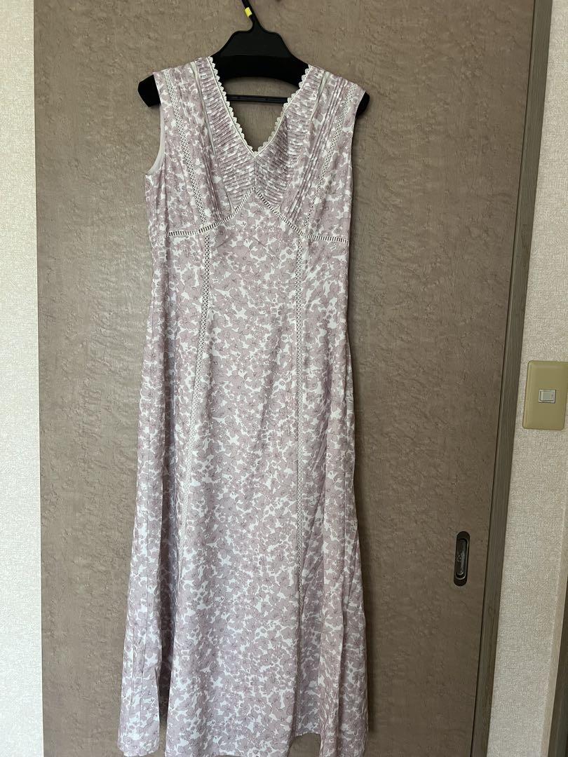 即日発送　herlipto Lace Trimmed Floral Dress