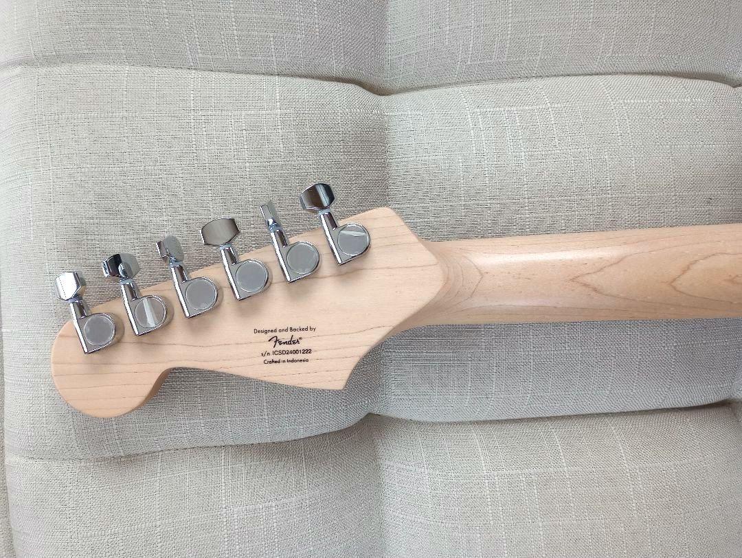 美品 スクワイヤー エレキギター Squier HSS