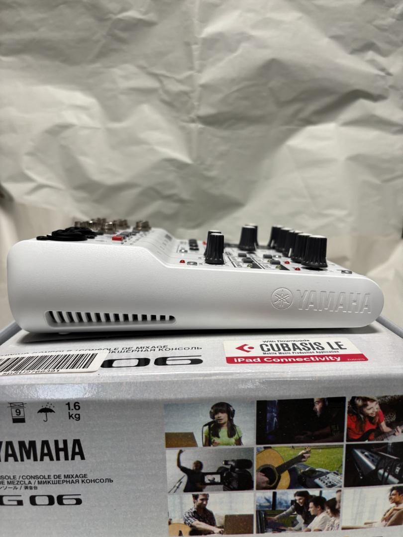 美品中古Yamaha AG06 USBオーディオインターフェース 動作品