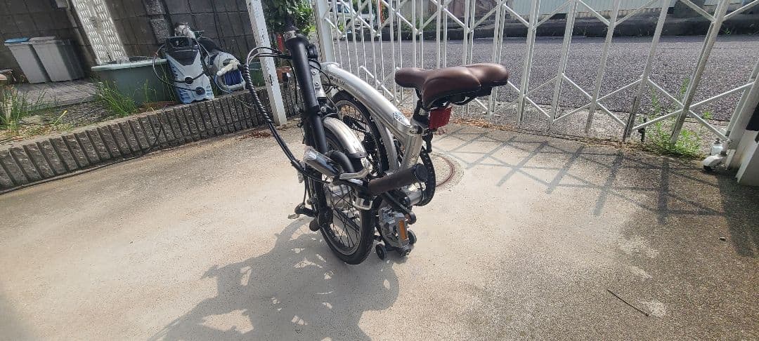 ハリークイーン 折りたたみ式 自転車 ジャンク品 ibf-shop_88215