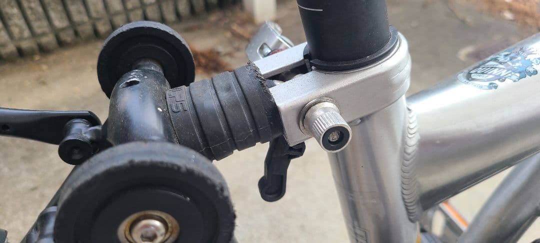 ハリークイーン 折りたたみ式 自転車 ジャンク品 ibf-shop_88215