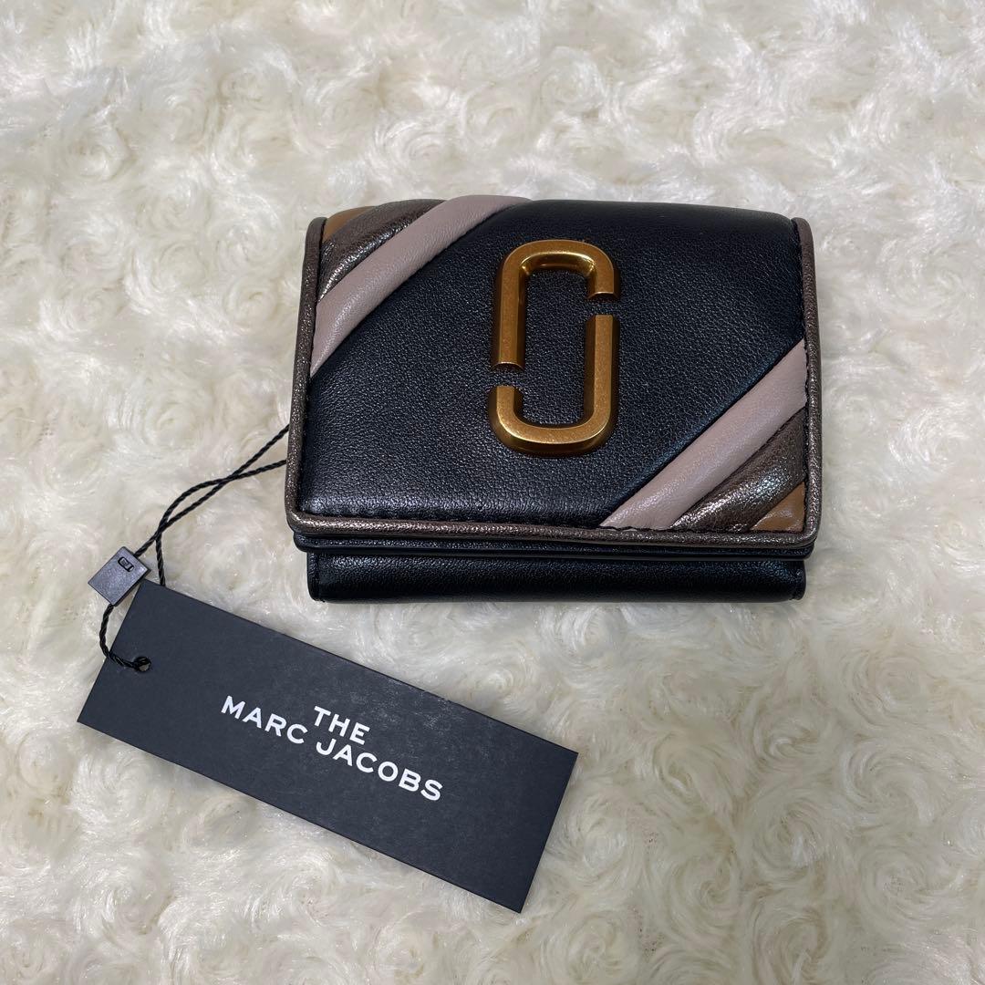 MARC JACOBSマークジェイコブス 新品タグ付き　三つ折り財布ブラック