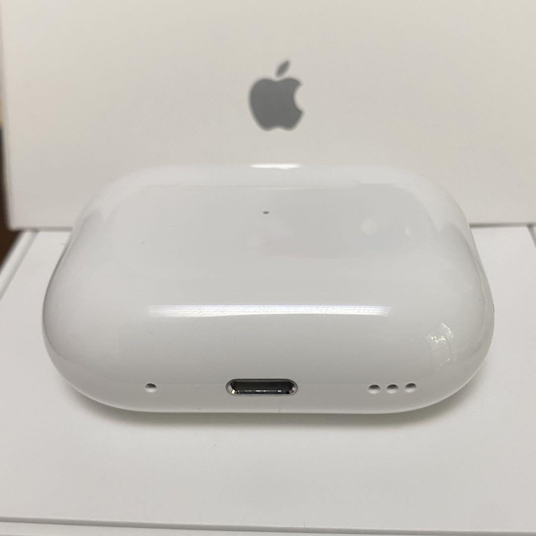 ［正規品］AirPods pro 2 第二世代 ケース アイポーズ プロ 正規品］AirPods pro 2 第二世代 ケース アイポーズ プロ 充電器