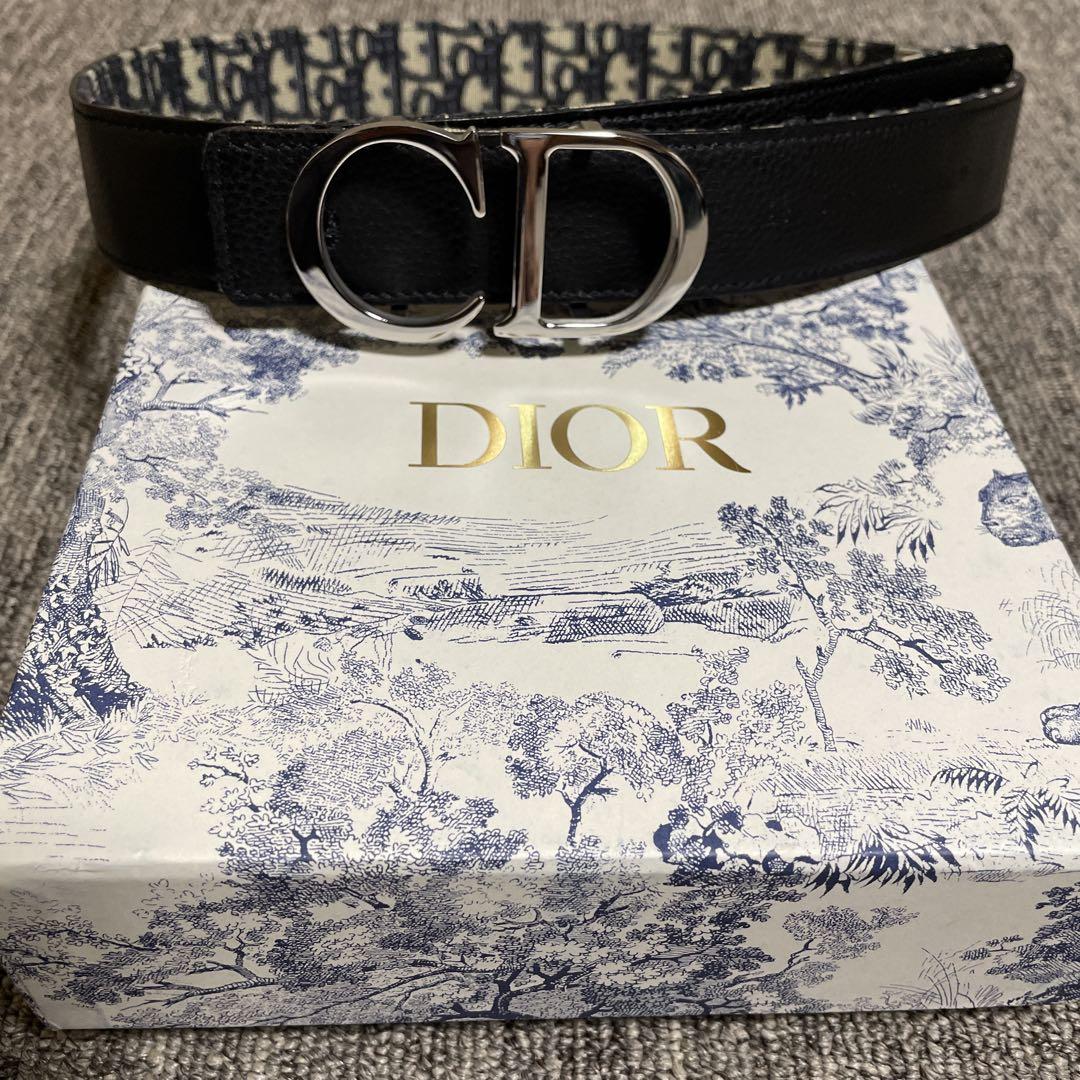 Dior ベルト リバーシブル
