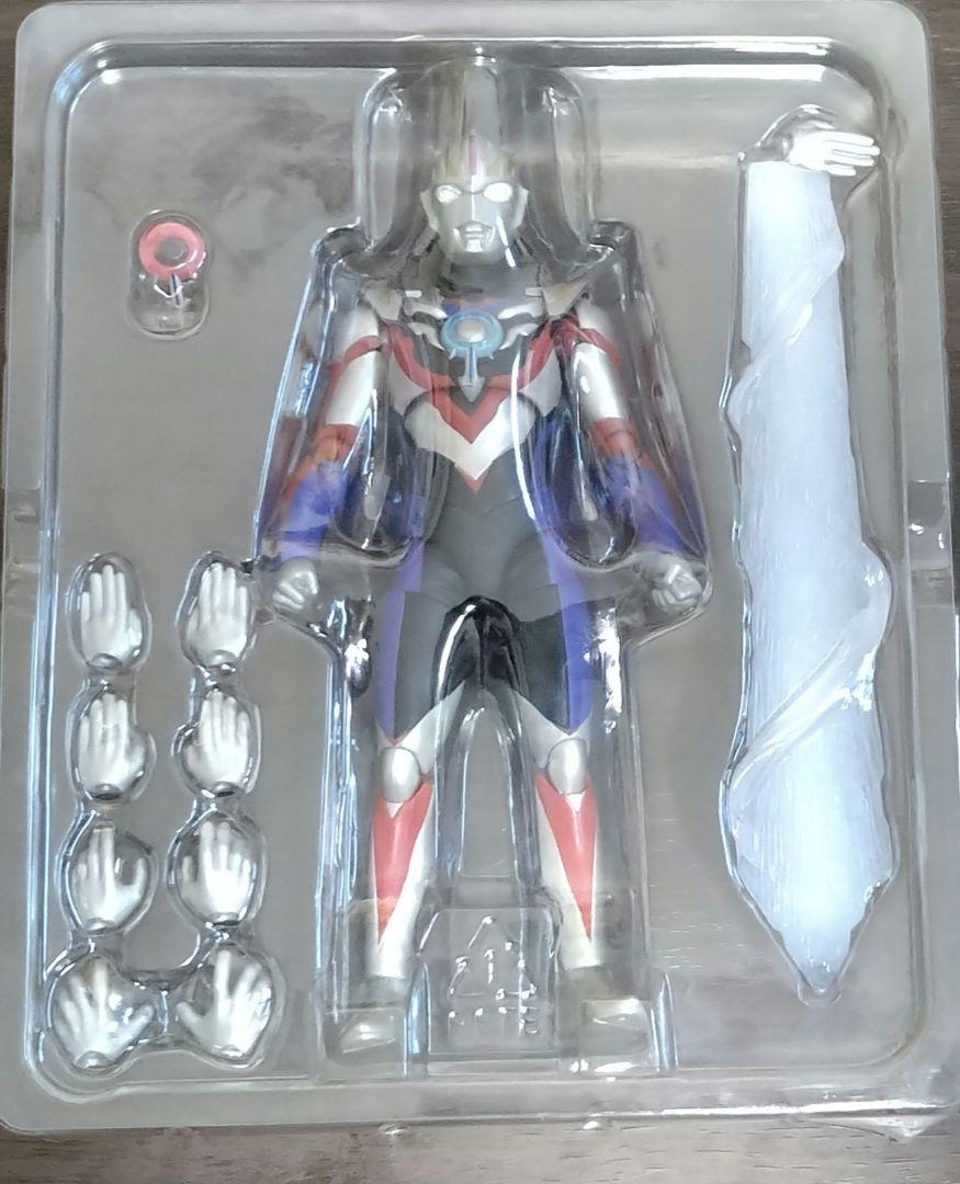ウルトラマンオーブ スペシウムゼペリオン　S.H.フィギュアーツ
