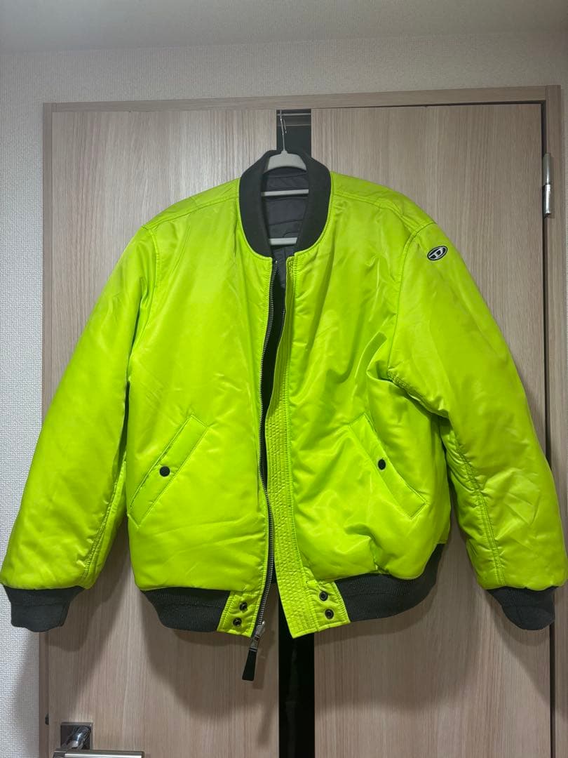 DIESEL MA-1ジャケット