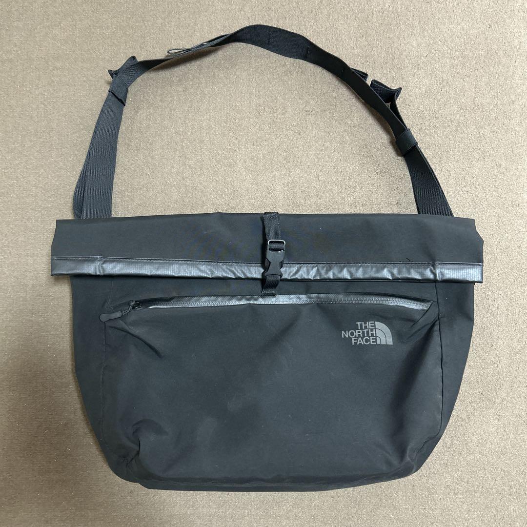 美品 USA製 patagonia ハーフマス メッセンジャーバッグ sp01