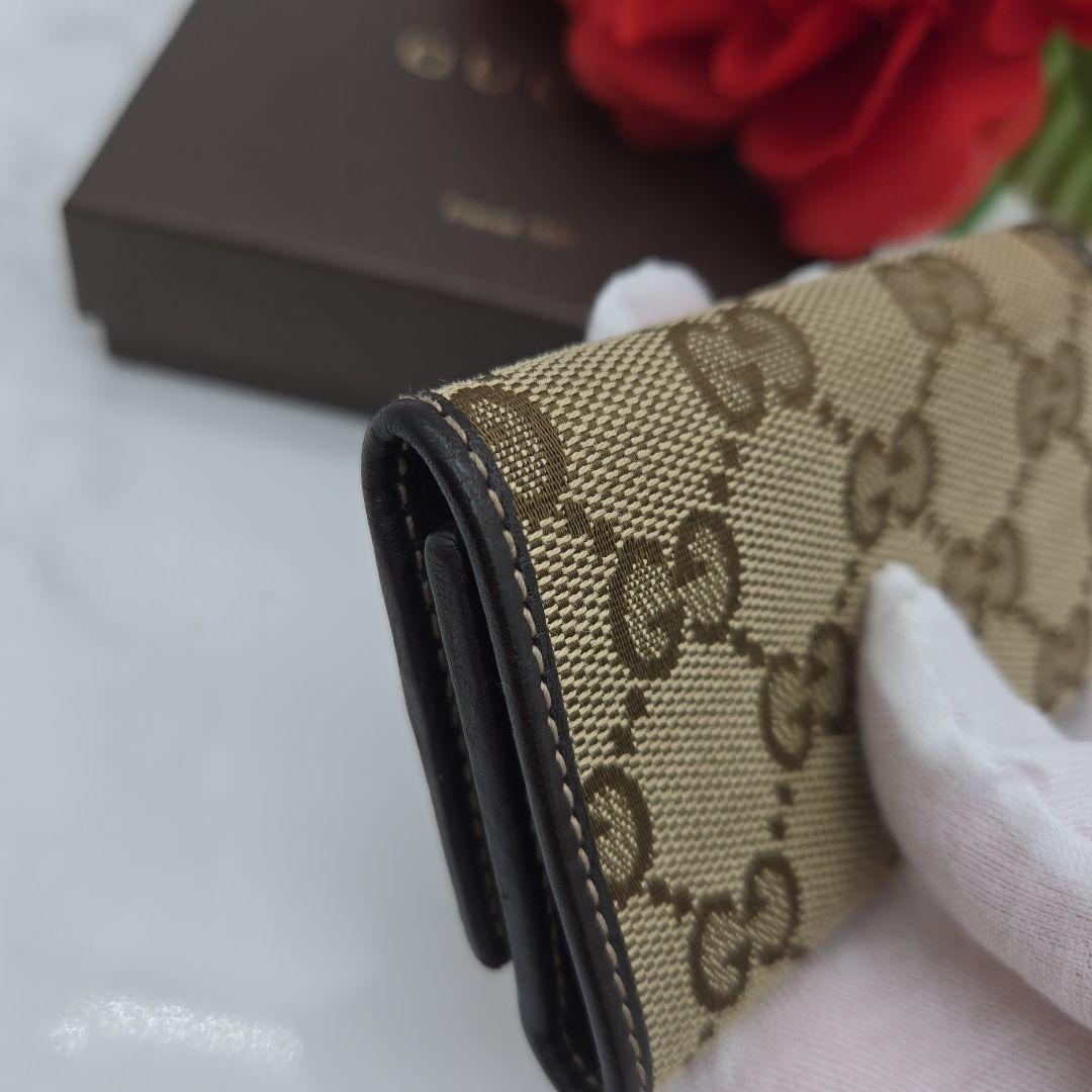GUCCI グッチ
