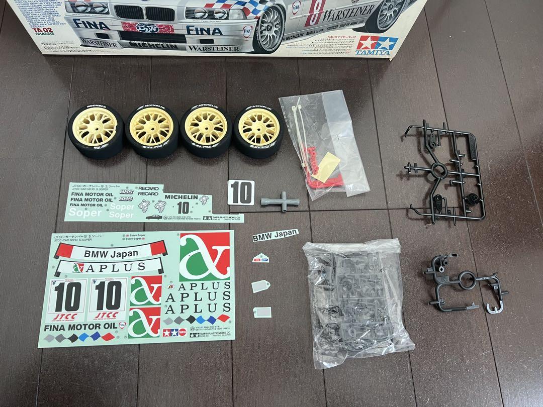 タミヤ　ラジコン　BMW 318i STW 完成済ボディ　タイヤ　その他セット