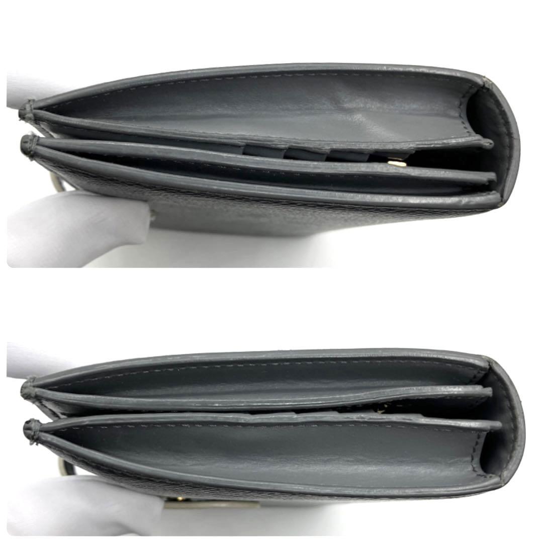 美品★CELINE★ラージ ストラップ ウォレット　二つ折り財布 グレー 美品セリーヌ ラージストラップウォレット 二つ折り財布 グレー