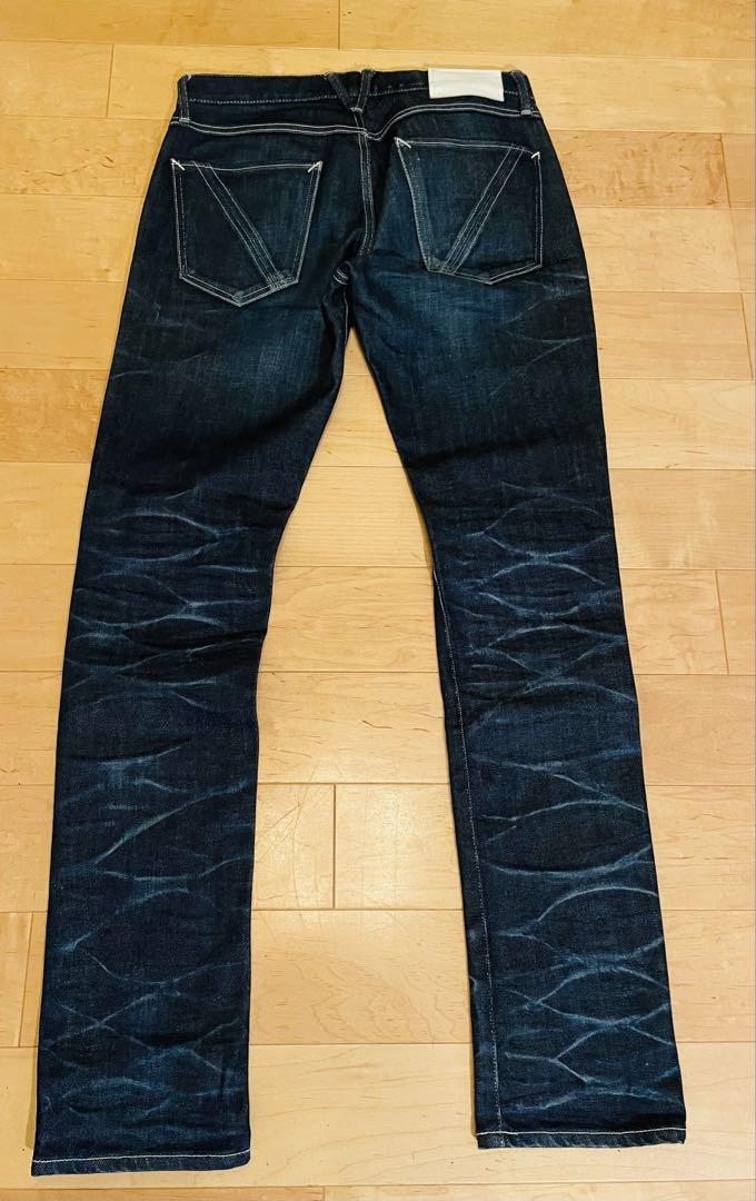 VANQUISH リジットタイトフィットデニム　30 鬼ヒゲ　美品