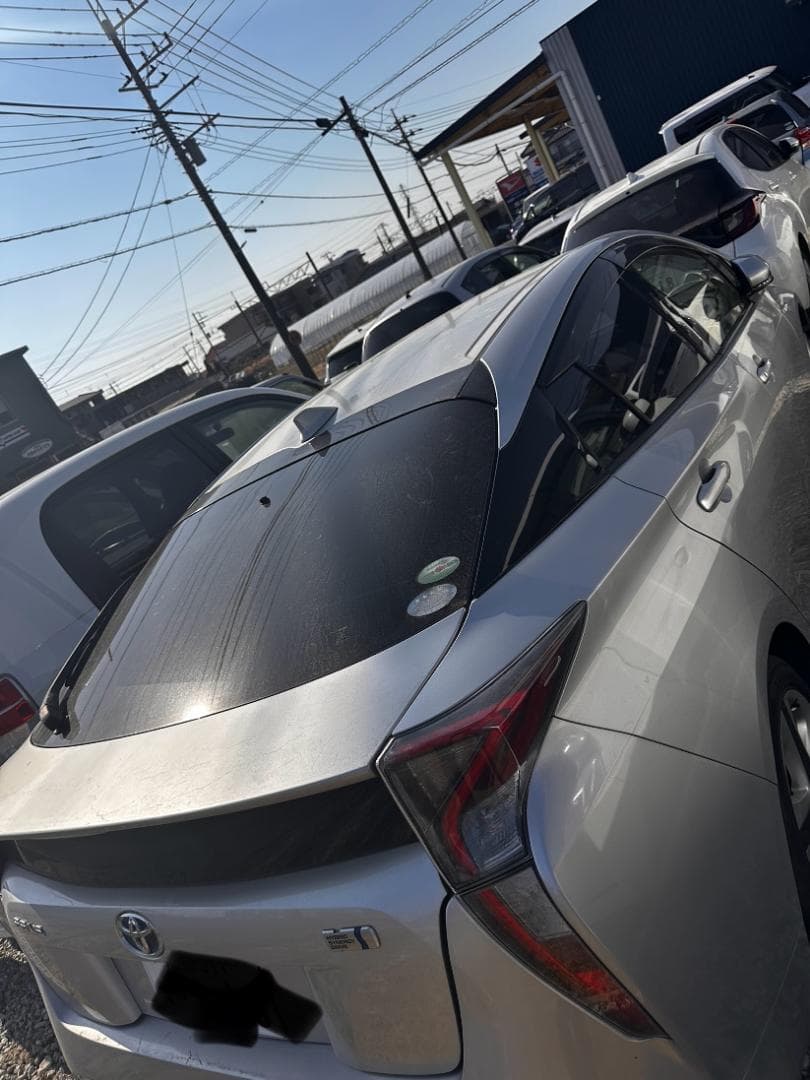 トヨタ プリウス50前期 Sツーリング 2016年 シルバー トヨタ プリウス50前期 Sツーリング 2016年 シルバー