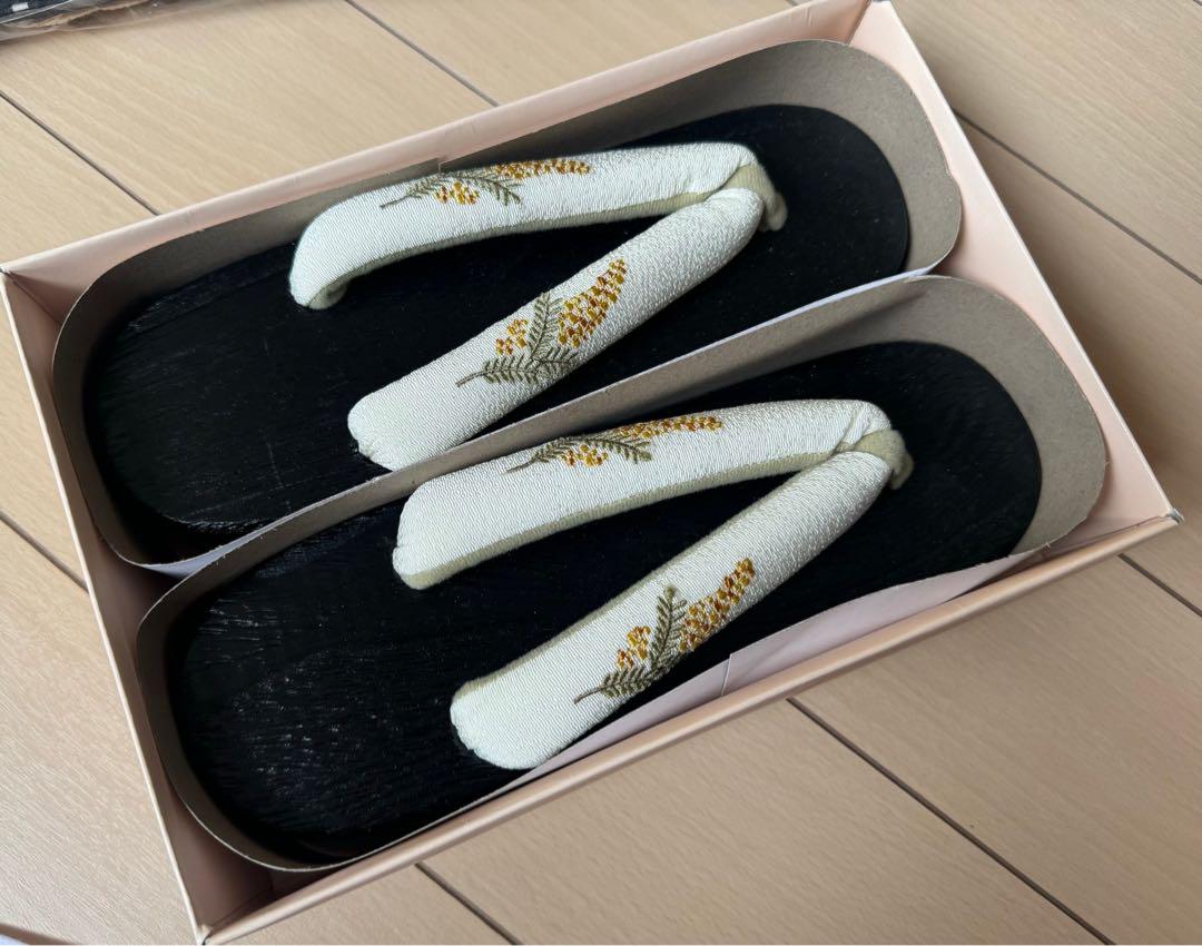 utatane 注染 浴衣3点セット 紺色にぼかし糸菊
