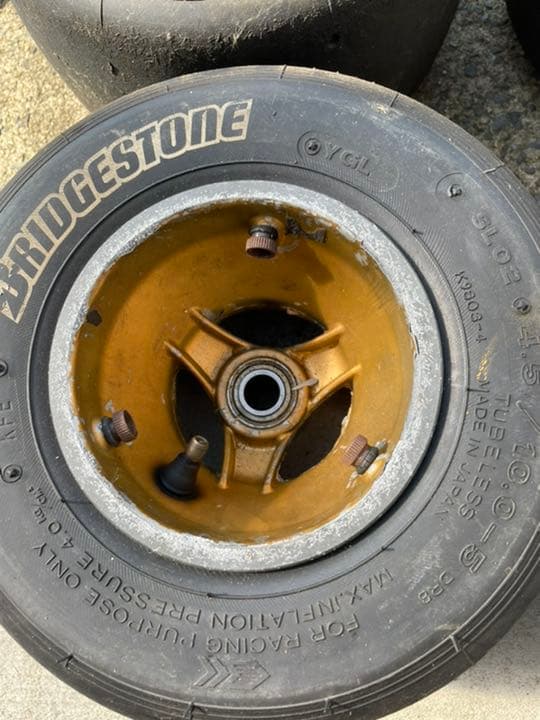 レーシングカート ホイールタイヤセット | centraldeadubos.com.br