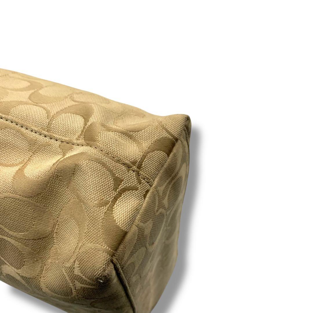 コーチ ベージュ ロゴトートバッグ コーチ ベージュ ロゴトートバッグ