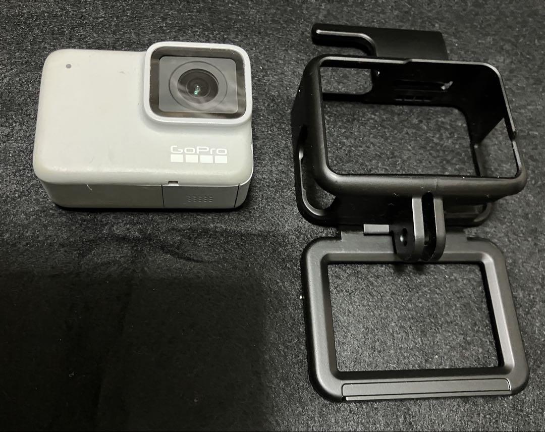 Gopro hero7 white 充電ケーブル ケース ゴープロ 動作確認済み